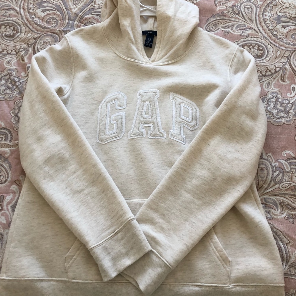 GAP HOODIE